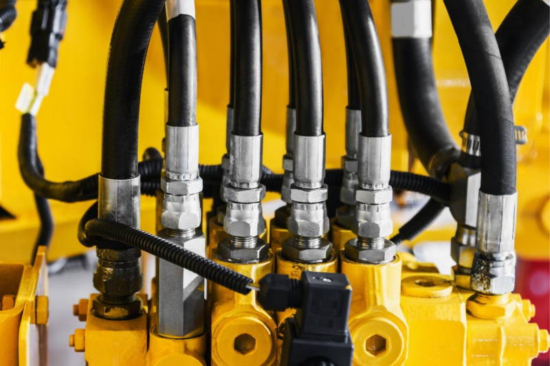 Trendy w zakresie węży hydraulicznych do maszyn budowlanych na rok 2026: wysokie ciśnienie, elastyczność i długa żywotność